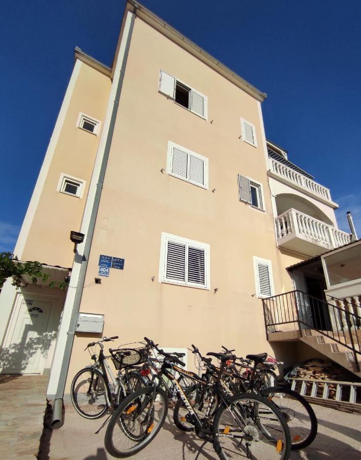Apartments Barisic Hrvatskih Zrtava 404 Seget Vranjica Trogir Ngoại thất bức ảnh