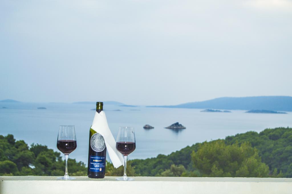 Apartments Barisic Hrvatskih Zrtava 404 Seget Vranjica Trogir Ngoại thất bức ảnh